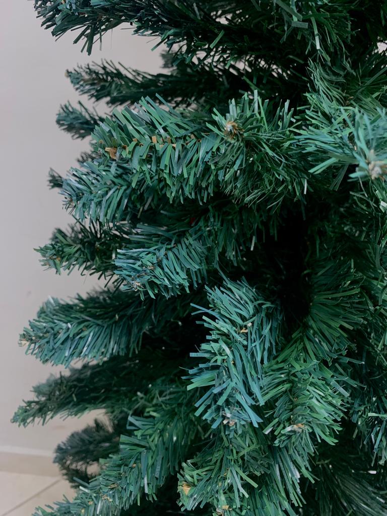 Árvore De Natal Slim Verde 210cm - 464 Galhos - Art Home Decoração