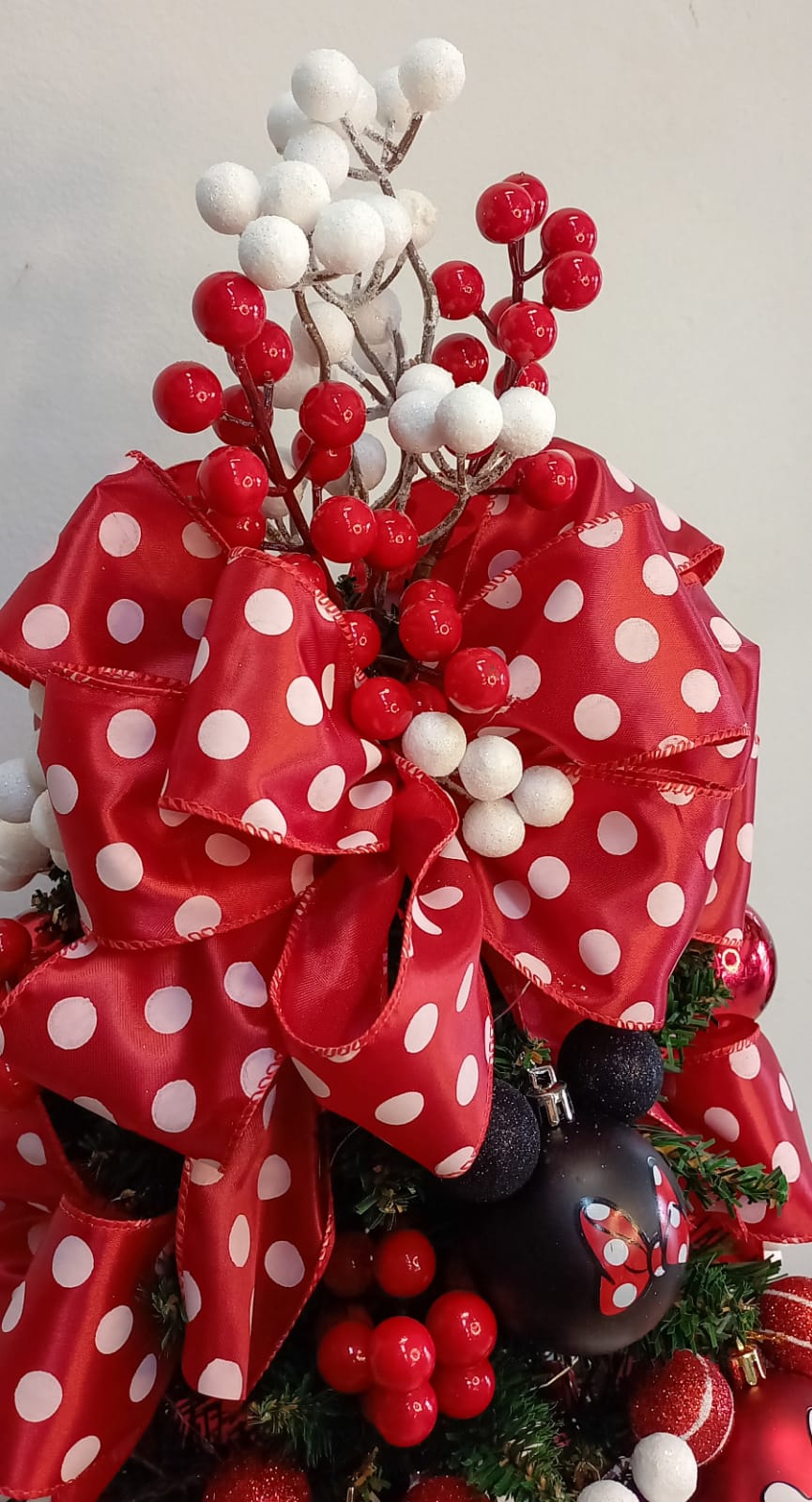 Árvore De Natal Decorada Vermelho/Dourada Com Pinha 60cm - Art Home  Decoração